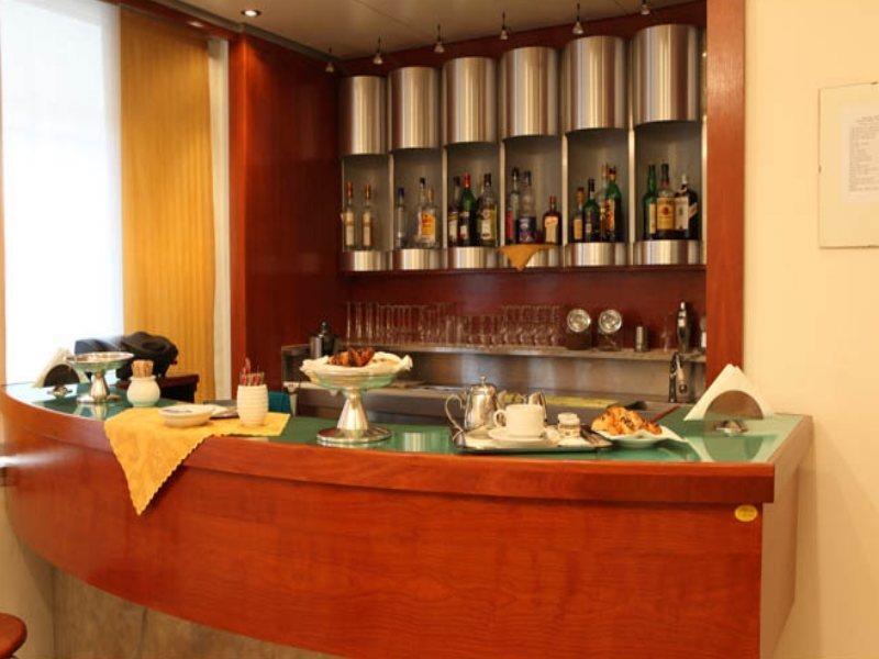Hotel Lux